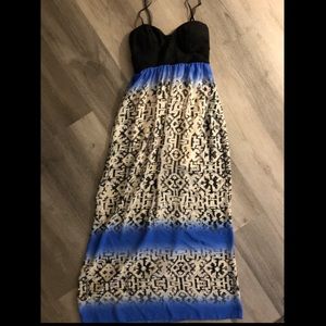 Fitted top maxi dress